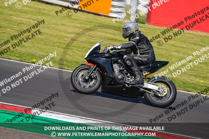 donington no limits trackday;donington park photographs;donington trackday photographs;no limits trackdays;peter wileman photography;trackday digital images;trackday photos